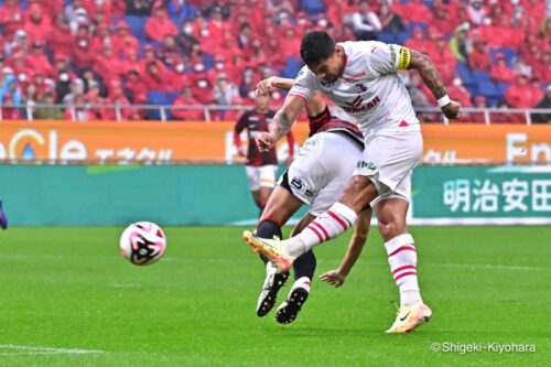 20241005 J1 Urawa vs COsaka Kiyohara23(s)