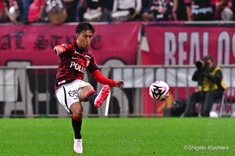 20241005 J1 Urawa vs COsaka Kiyohara34(s)