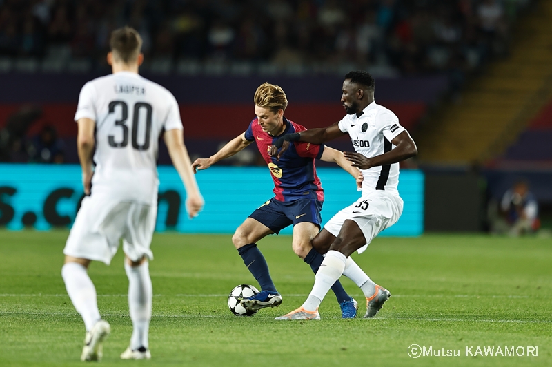 Barcelona_YoungBoys_241001_0043_