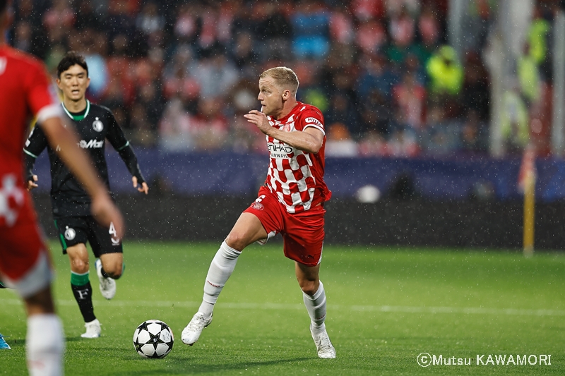 Girona_Feyenoord_241002_0011_