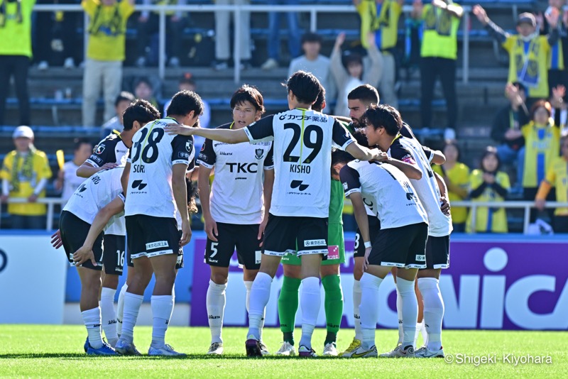 20241103 J2 YokohamaFC vs Tochigi Kiyohara13(s)