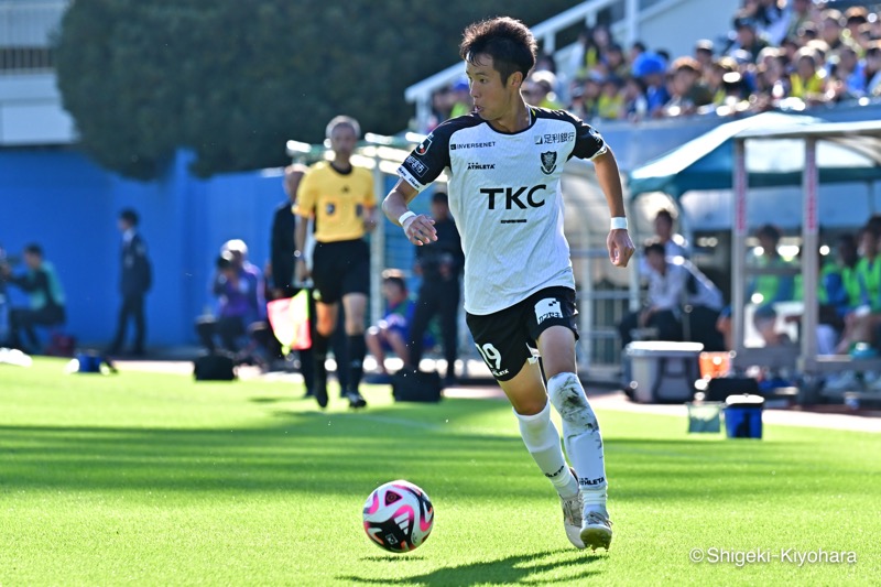 20241103 J2 YokohamaFC vs Tochigi Kiyohara25(s)