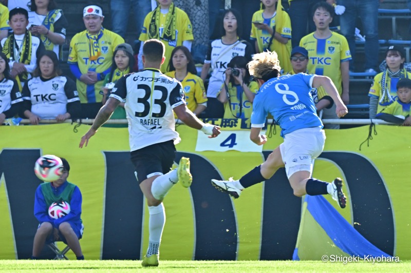 20241103 J2 YokohamaFC vs Tochigi Kiyohara32(s)