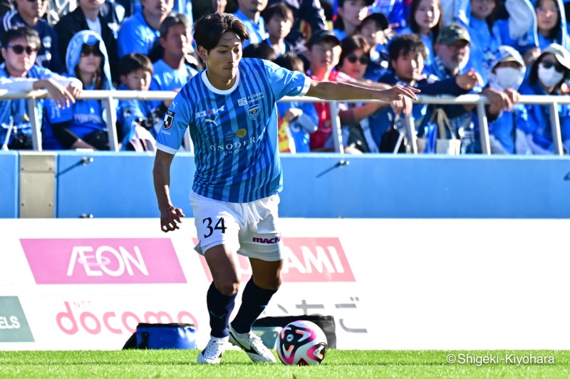 20241103 J2 YokohamaFC vs Tochigi Kiyohara33(s)