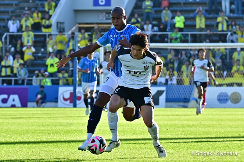 20241103 J2 YokohamaFC vs Tochigi Kiyohara48(s)