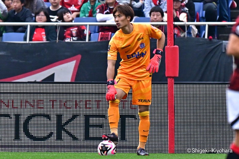 20241110 J1 Urawa vs Hiroshima Kiyohara26(s)