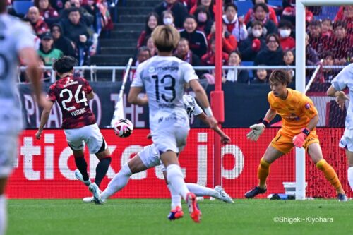 20241110 J1 Urawa vs Hiroshima Kiyohara2(s)