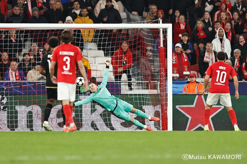 Benfica_Bologna_241211_0041_